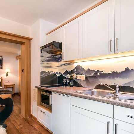 Wohlfuehl-Ferienwohnungen Schneider Bad Hindelang Exteriör bild