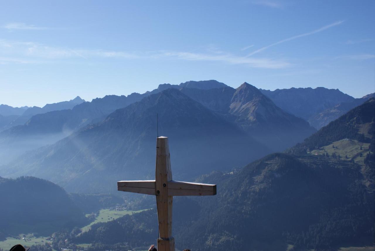 Wohlfuehl-Ferienwohnungen Schneider Bad Hindelang Exteriör bild